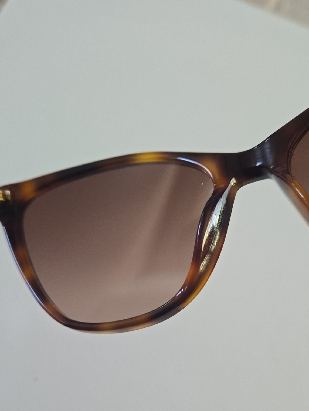 CLEARANCE Longchamp Cat eye Tortoiseshell Sunglasses - Picture 9 of 16